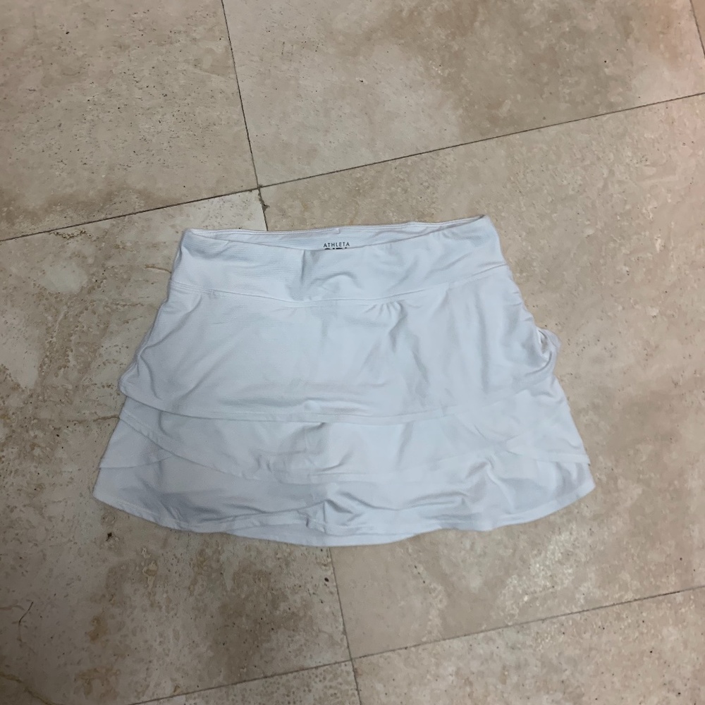 girls white skort !